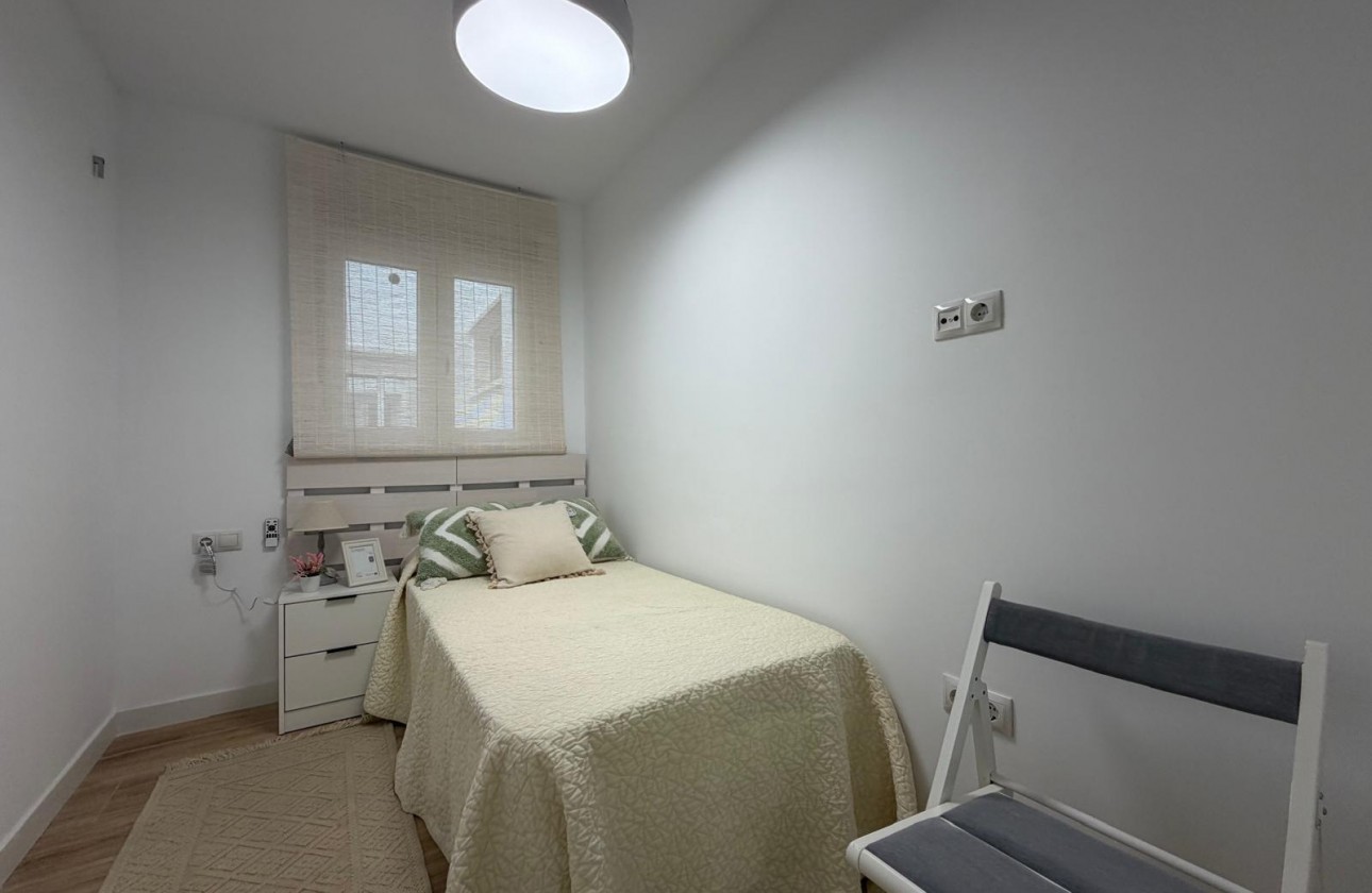 Revente - Appartement - Torrevieja - Punta prima