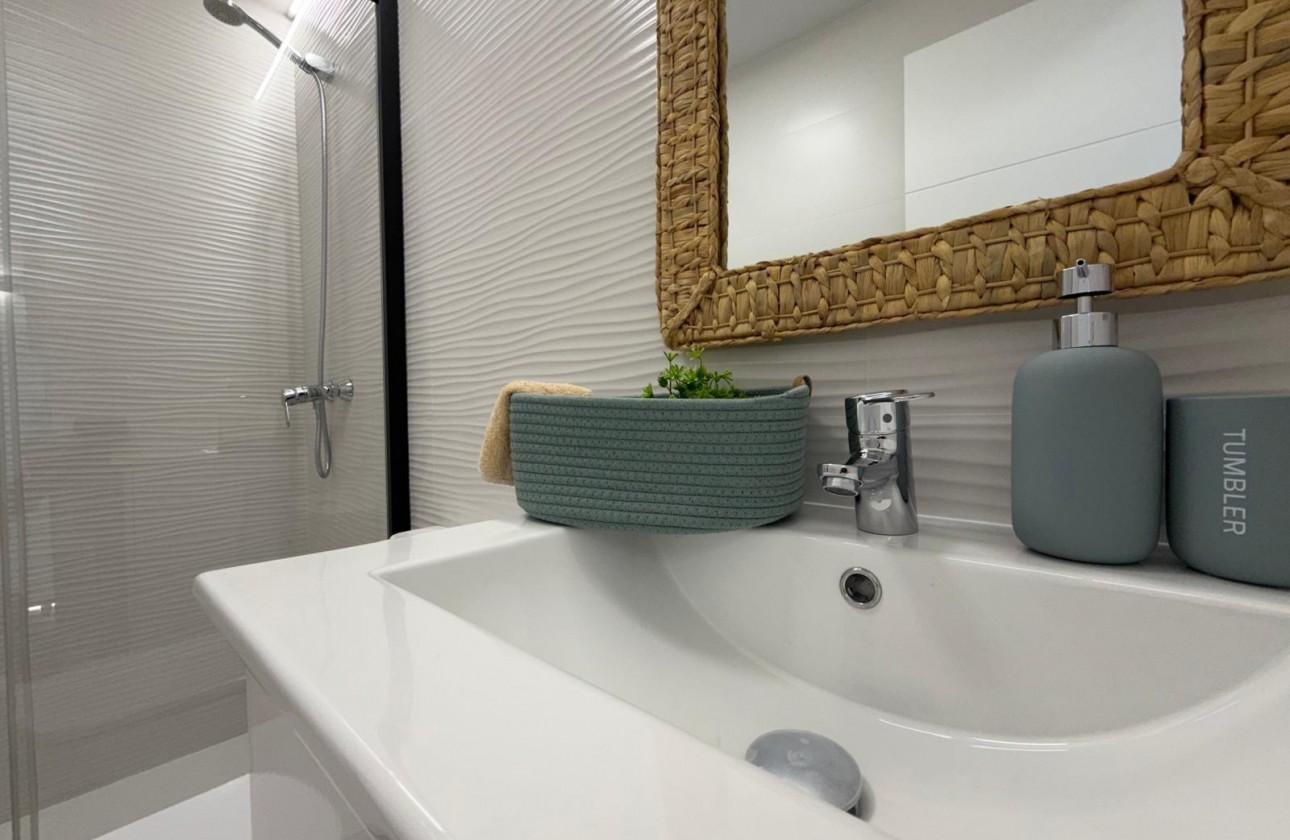 Revente - Appartement - Torrevieja - Punta prima