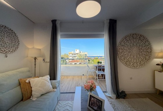 Revente - Appartement - Torrevieja - Punta prima