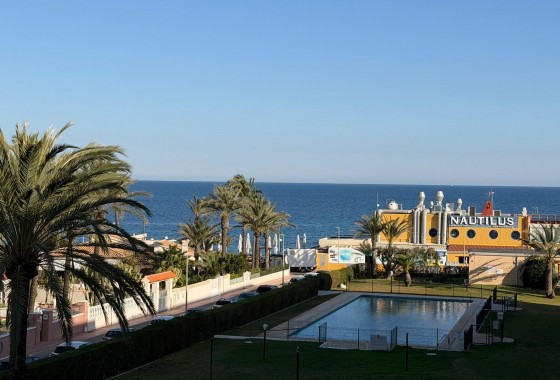 Revente - Appartement - Torrevieja - Punta prima