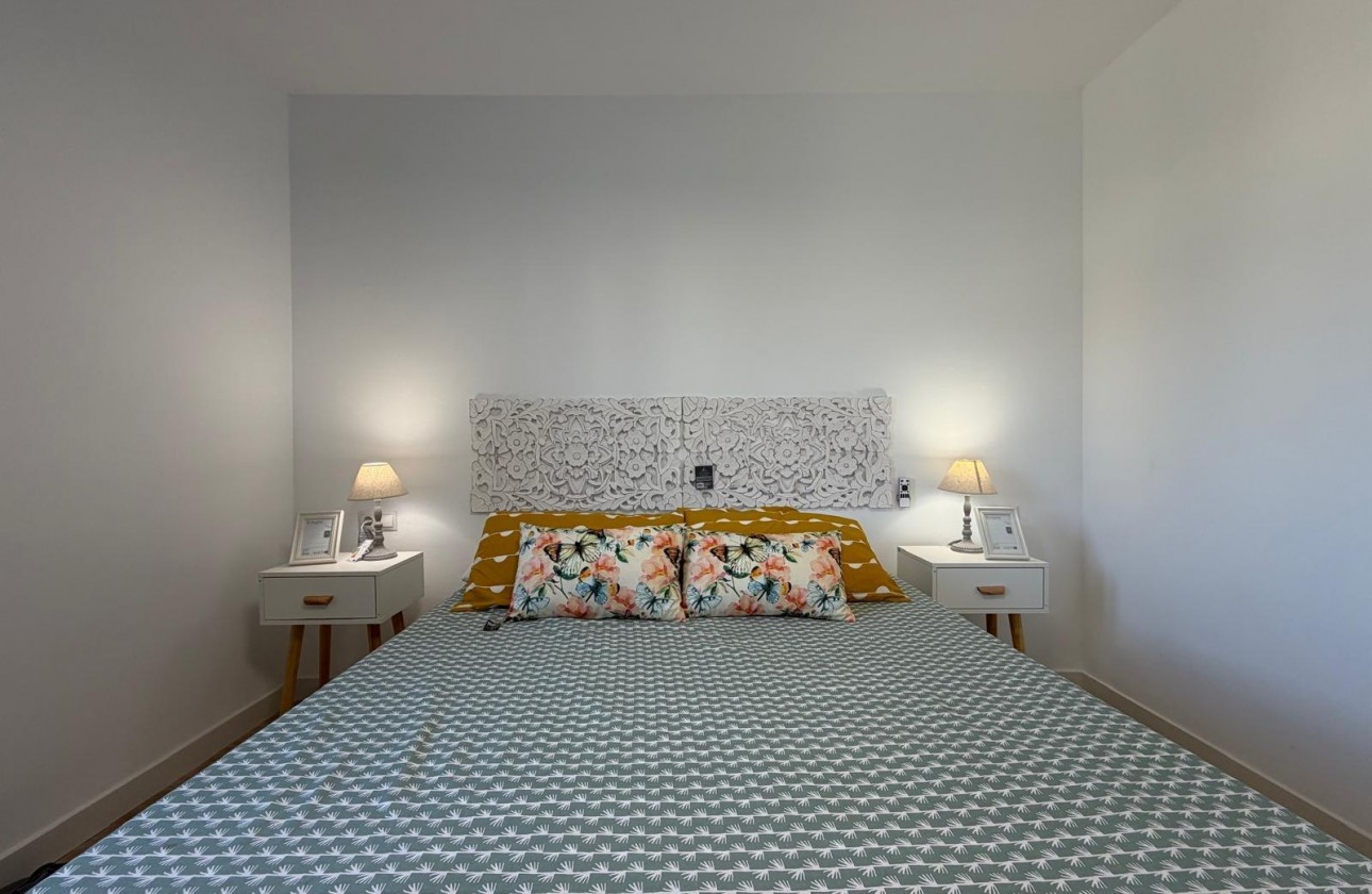 Revente - Appartement - Torrevieja - Punta prima