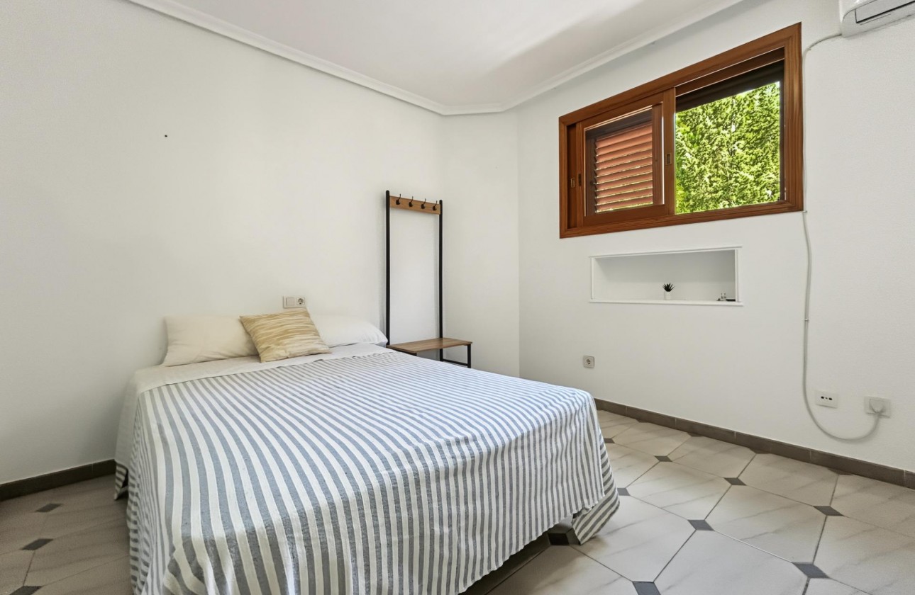 Revente - Villa - Orihuela Costa - Campoamor