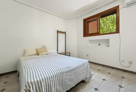 Revente - Villa - Orihuela Costa - Campoamor