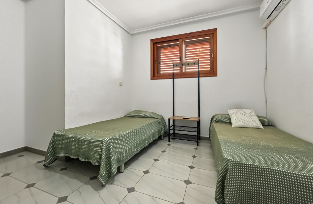 Revente - Villa - Orihuela Costa - Campoamor