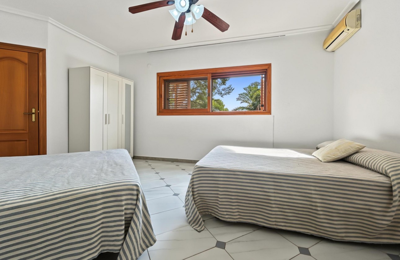Revente - Villa - Orihuela Costa - Campoamor