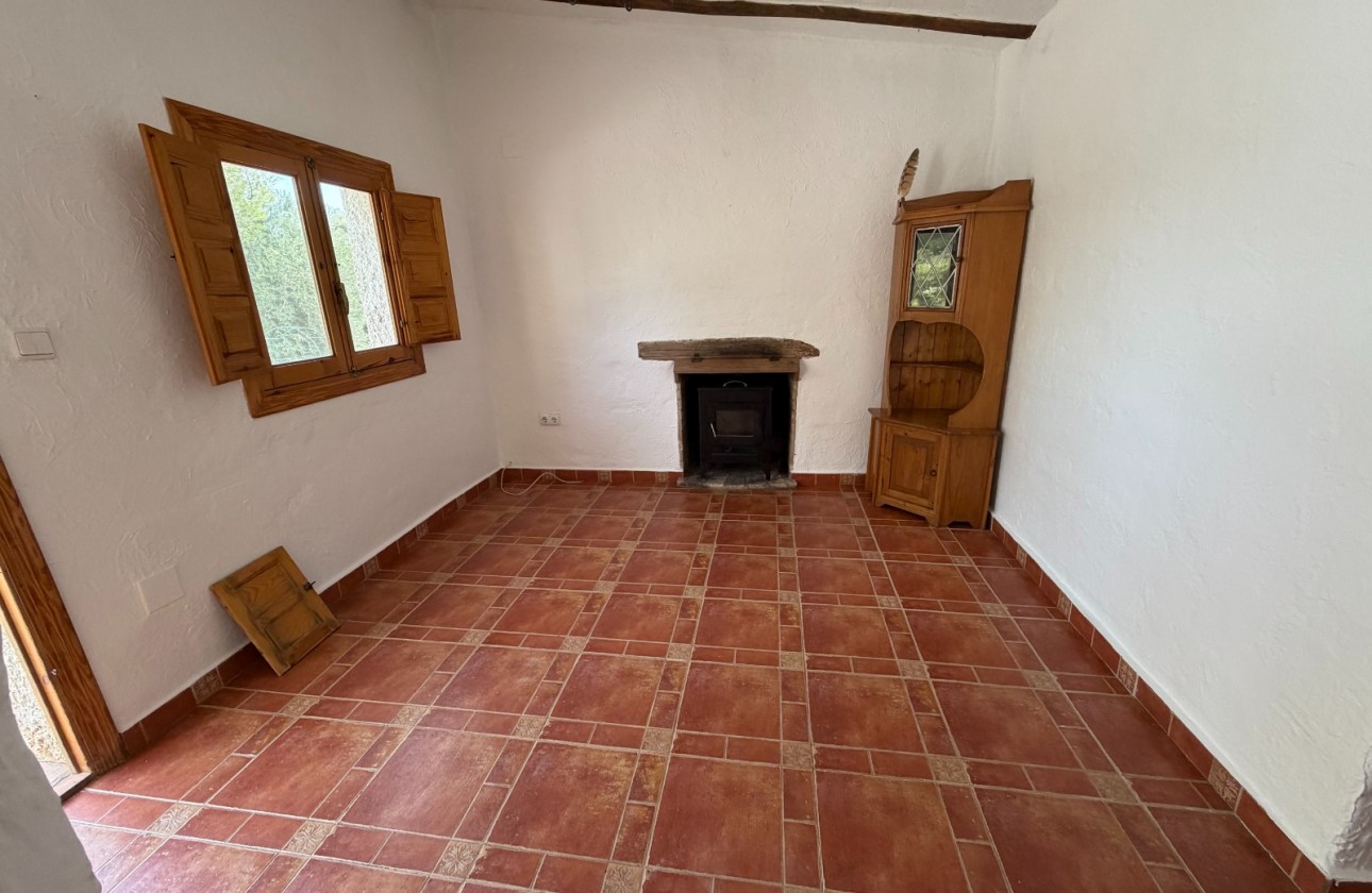 Resale - Country Property/Finca - Torremendo