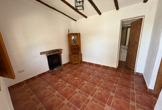 Resale - Country Property/Finca - Torremendo