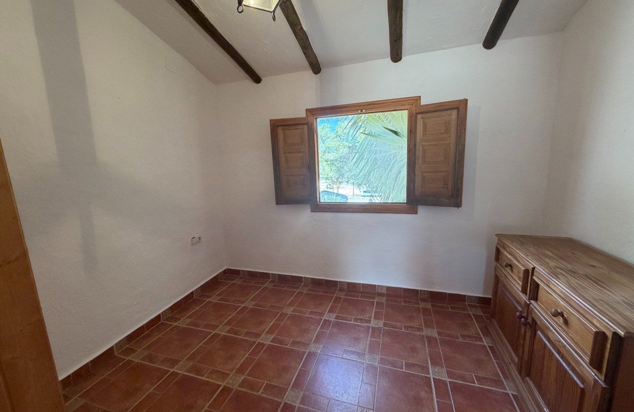 Resale - Country Property/Finca - Torremendo
