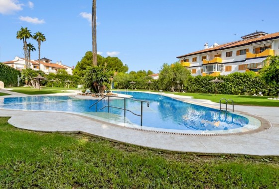 Resale - Apartment / flat - Mil Palmeras - Costa Blanca