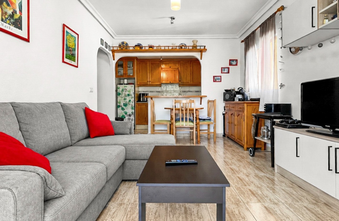 Resale - Apartment / flat - Mil Palmeras - Costa Blanca