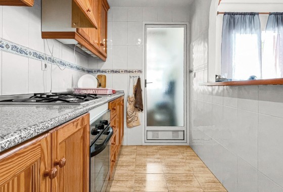Resale - Apartment / flat - Mil Palmeras - Costa Blanca