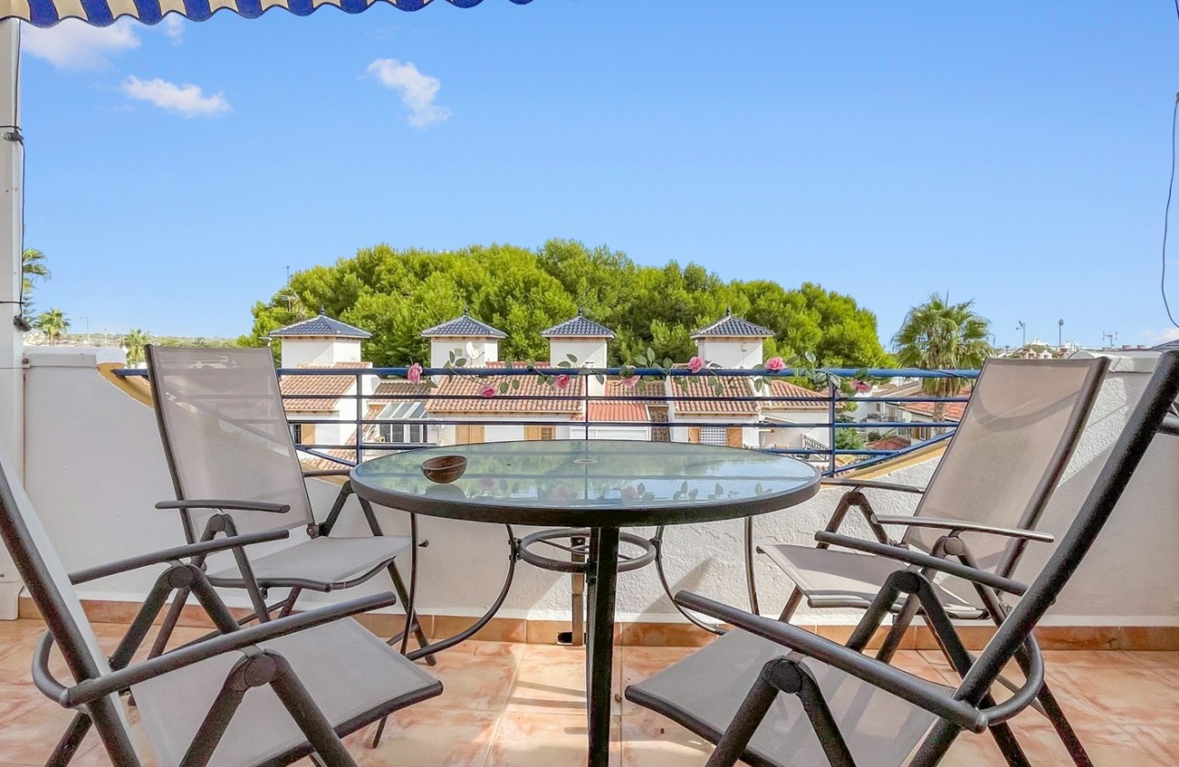 Resale - Apartment / flat - Mil Palmeras - Costa Blanca