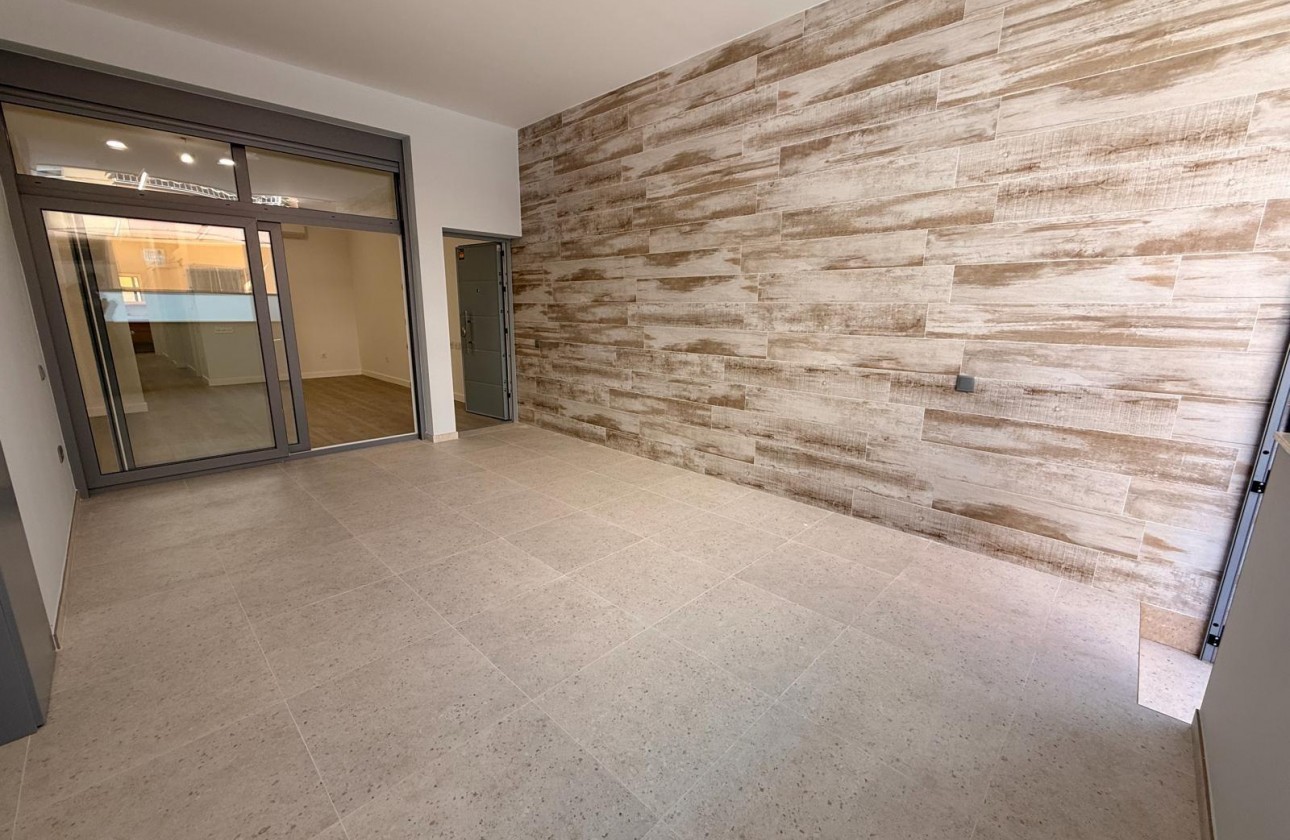 Resale - Apartment / flat - Torrevieja - Playa del Cura