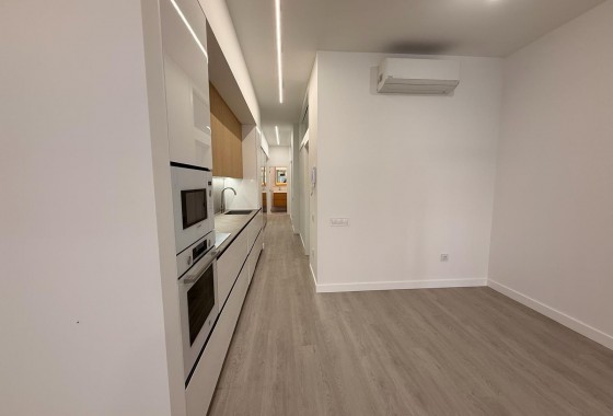 Resale - Apartment / flat - Torrevieja - Playa del Cura