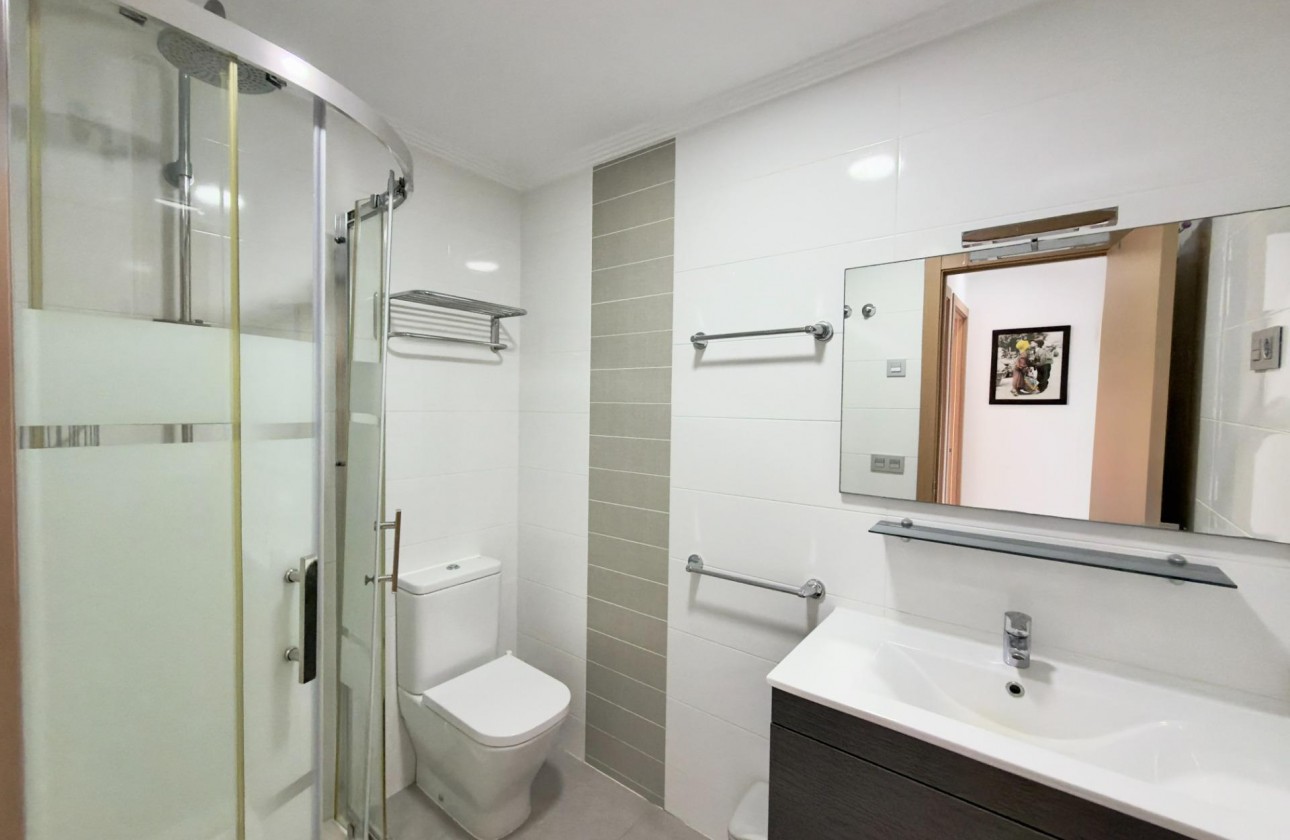 Revente - Appartement - Guardamar del Segura - Urbanizaciones