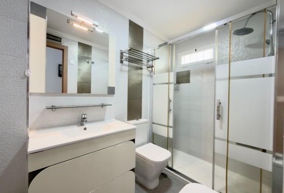 Revente - Appartement - Guardamar del Segura - Urbanizaciones