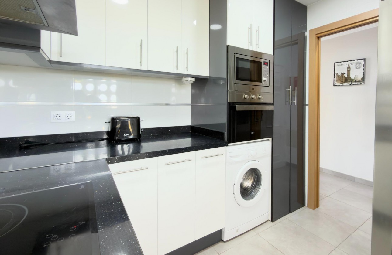 Revente - Appartement - Guardamar del Segura - Urbanizaciones