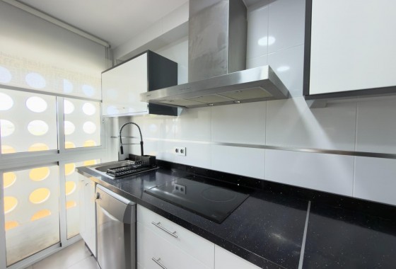 Revente - Appartement - Guardamar del Segura - Urbanizaciones