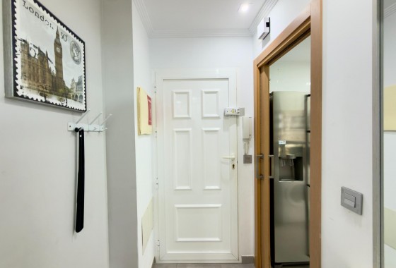 Revente - Appartement - Guardamar del Segura - Urbanizaciones