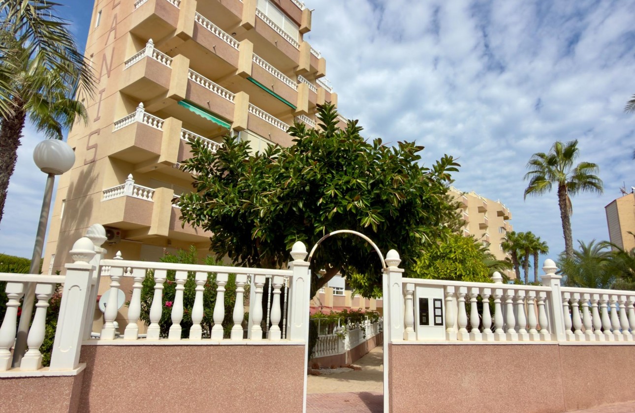 Revente - Appartement - Guardamar del Segura - Urbanizaciones