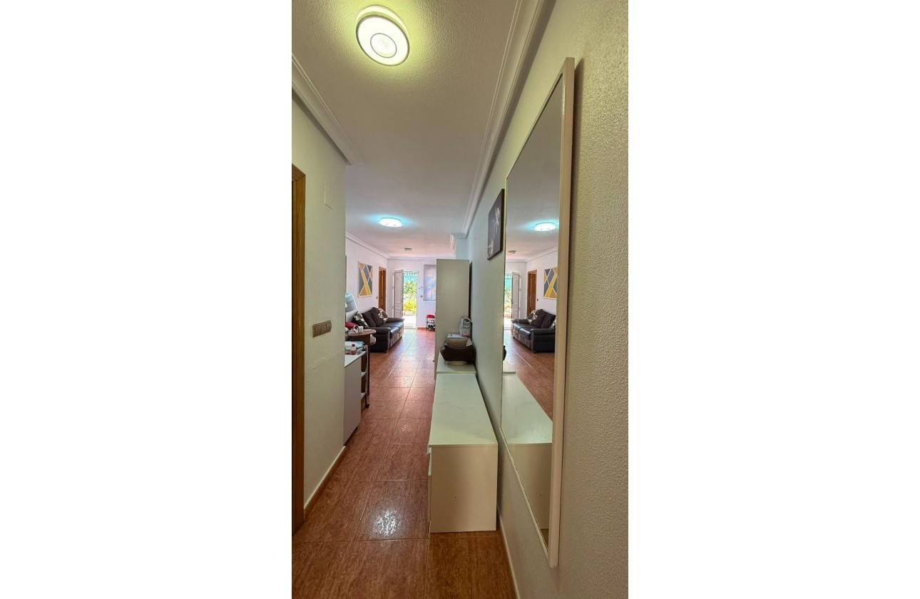 Resale - Bungalow - Torrevieja - LA MATA