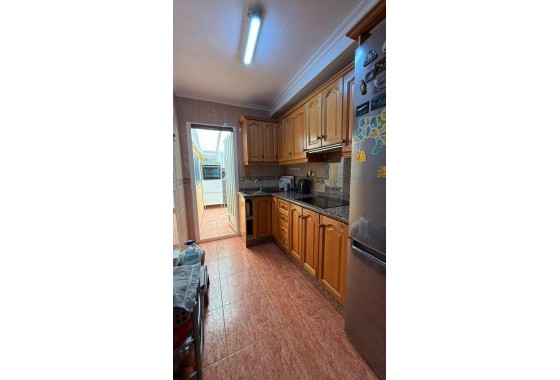 Resale - Bungalow - Torrevieja - LA MATA