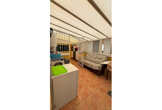 Resale - Bungalow - Torrevieja - LA MATA