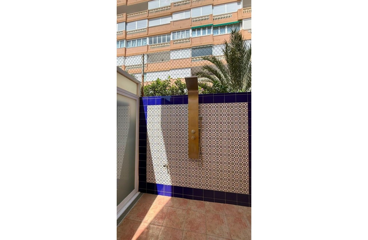 Resale - Bungalow - Torrevieja - LA MATA