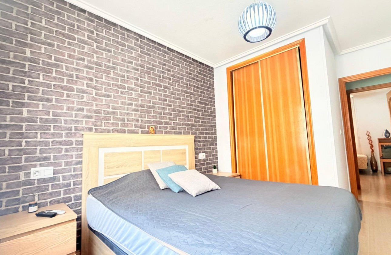 Revente - Appartement - Torrevieja - Centro - Muelle Pesquero