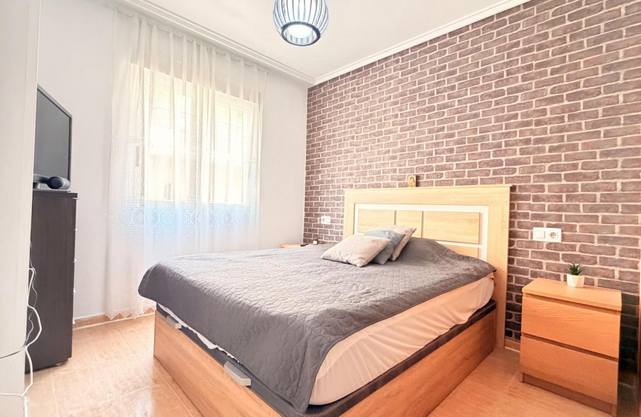 Revente - Appartement - Torrevieja - Centro - Muelle Pesquero