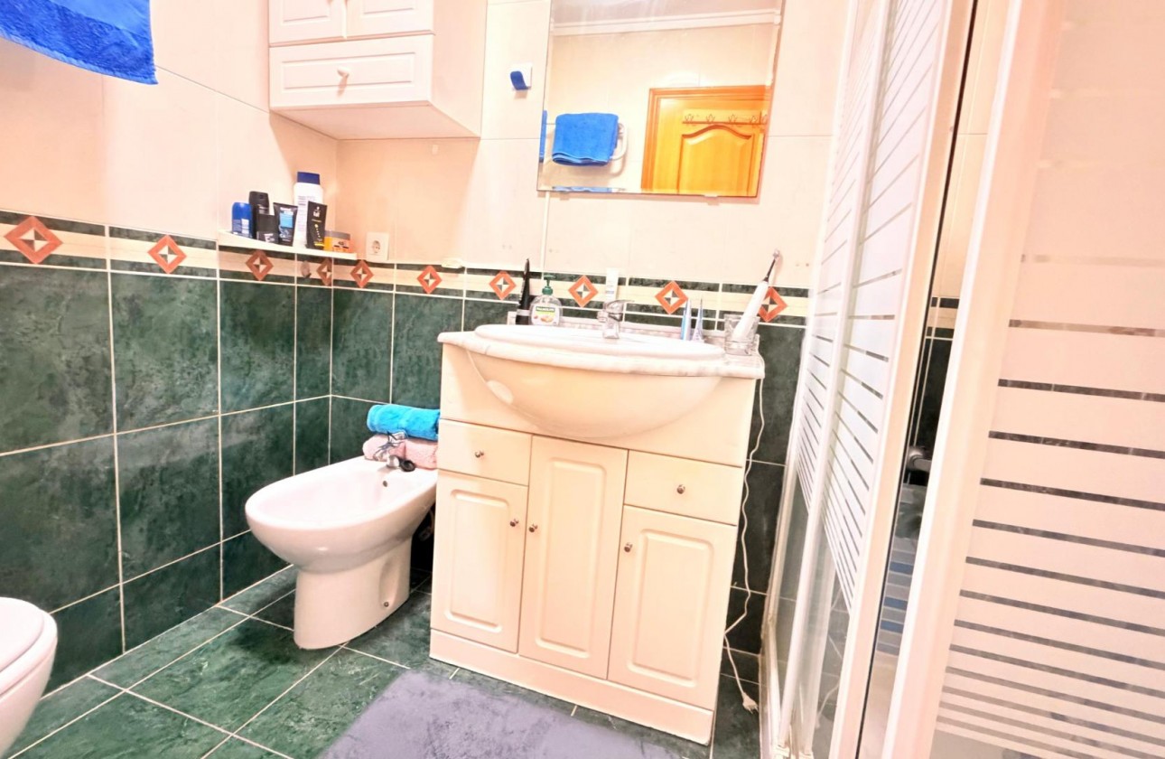 Revente - Appartement - Torrevieja - Centro - Muelle Pesquero