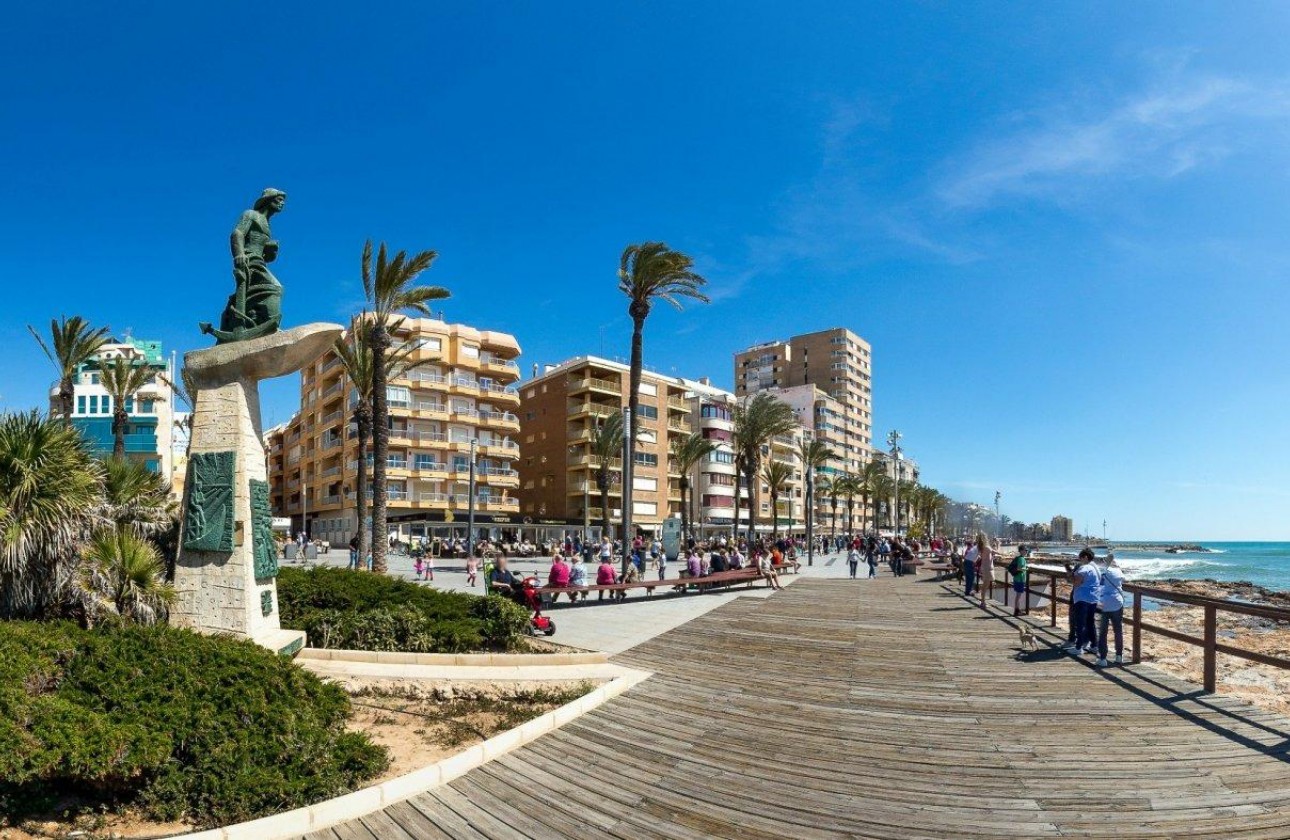 Revente - Appartement - Torrevieja - Centro - Muelle Pesquero
