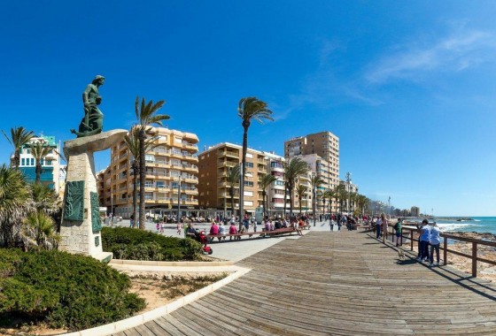 Revente - Appartement - Torrevieja - Centro - Muelle Pesquero