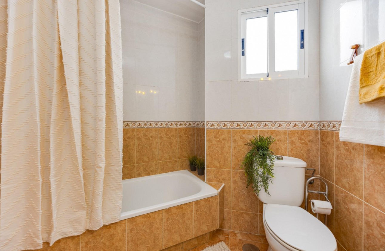 Revente - Appartement - Torrevieja - Centro