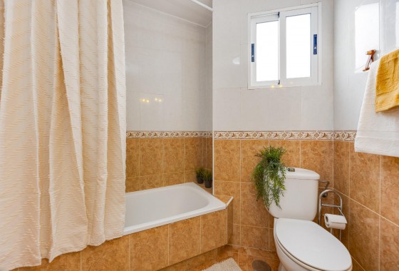 Revente - Appartement - Torrevieja - Centro
