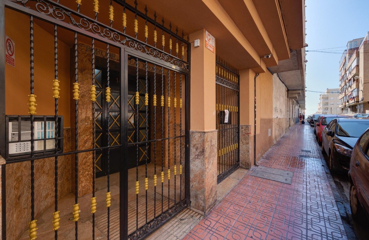 Revente - Appartement - Torrevieja - Centro
