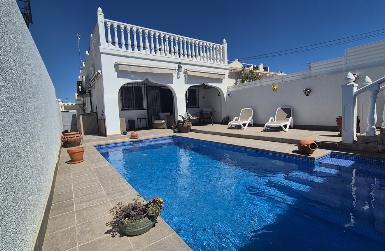 Revente - Semi Detached - Villamartin - Costa Blanca