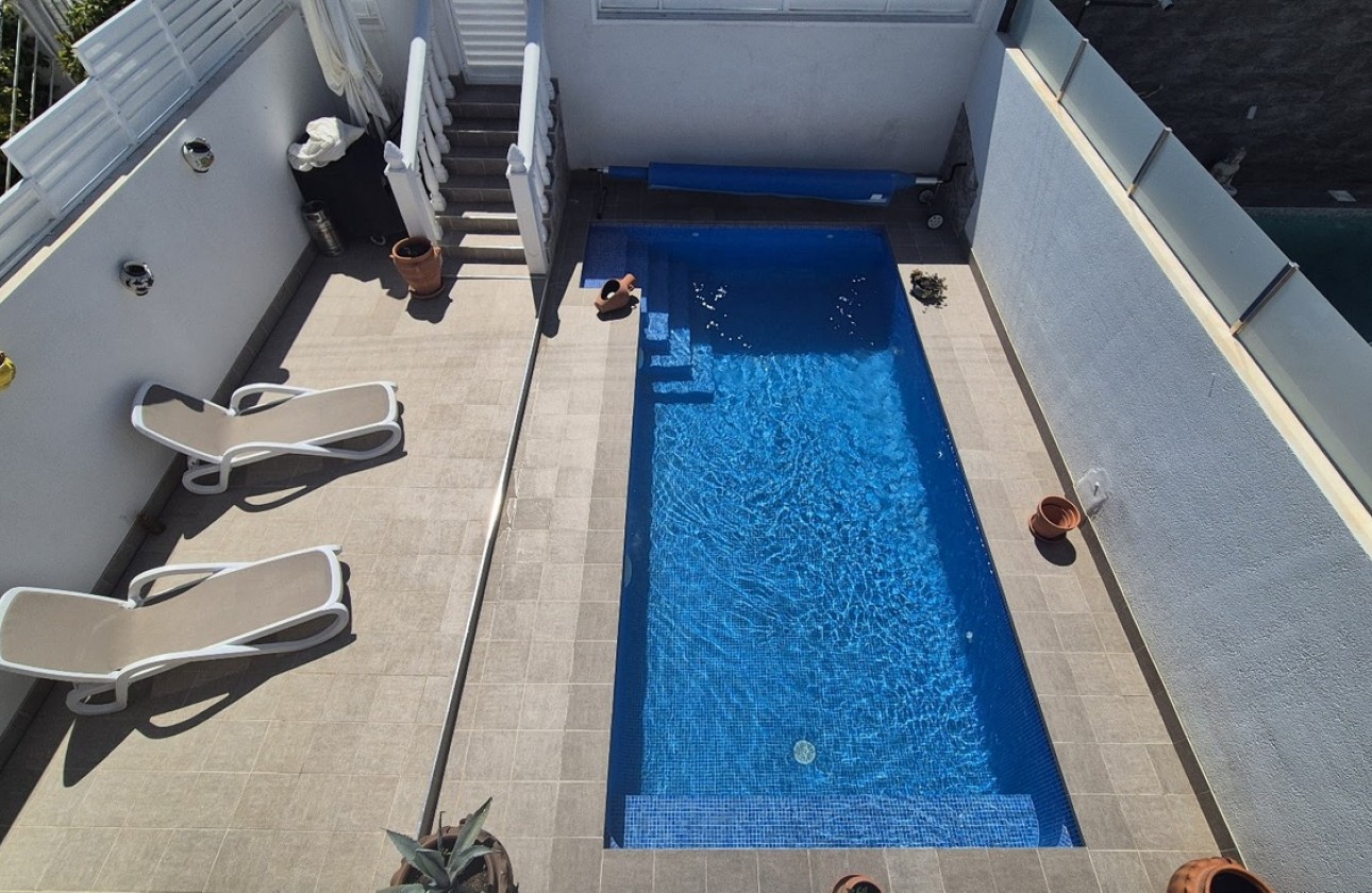 Revente - Semi Detached - Villamartin - Costa Blanca