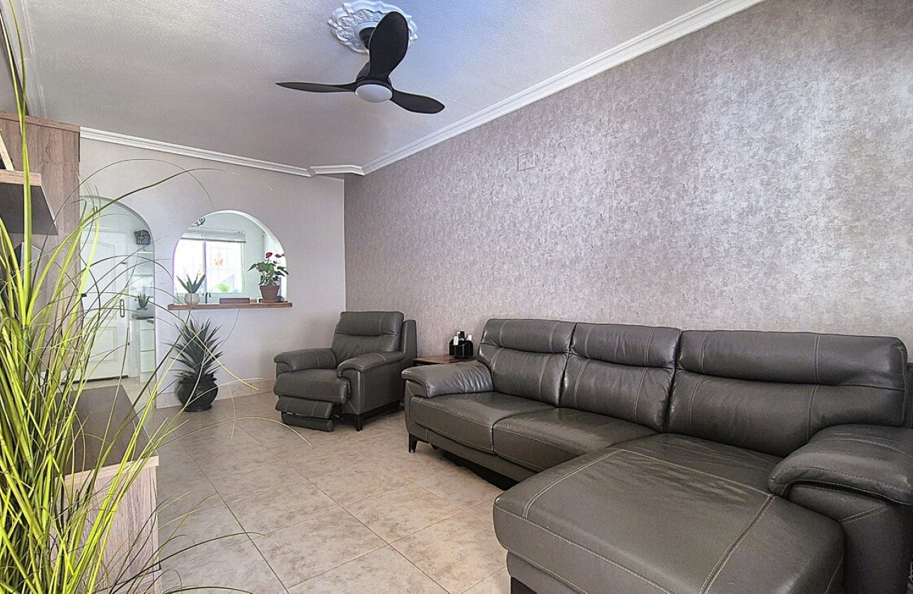 Revente - Semi Detached - Villamartin - Costa Blanca