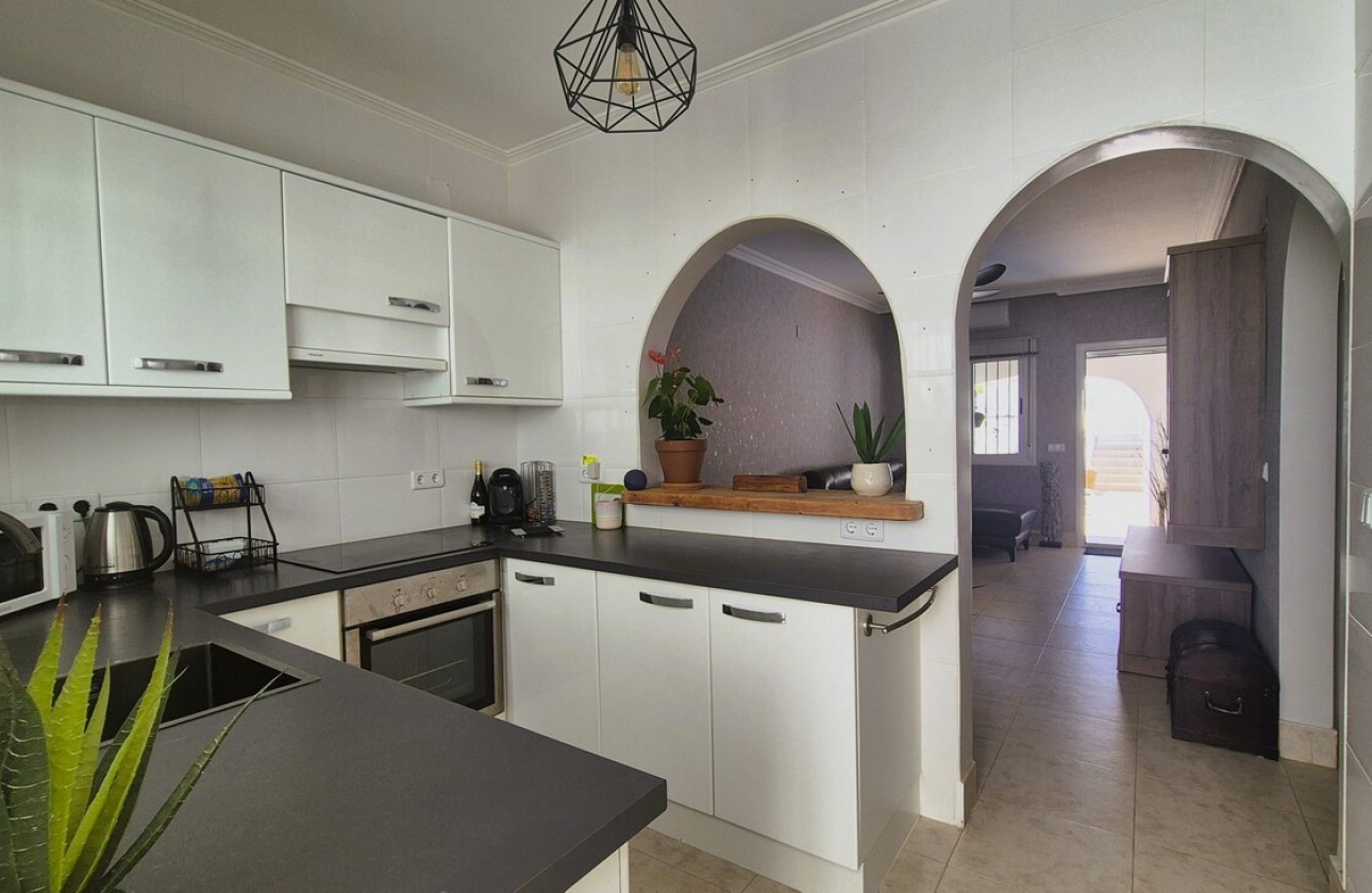 Revente - Semi Detached - Villamartin - Costa Blanca