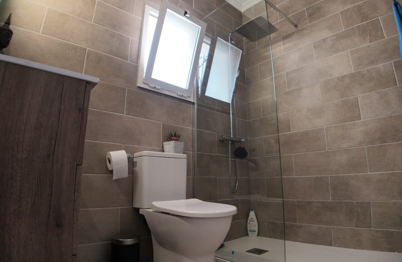 Revente - Semi Detached - Villamartin - Costa Blanca
