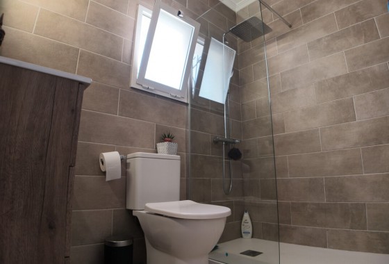 Revente - Semi Detached - Villamartin - Costa Blanca