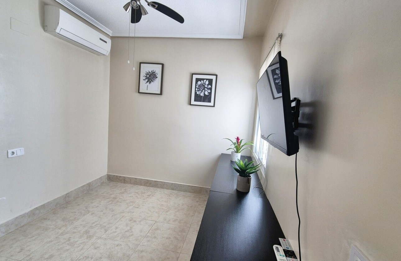 Revente - Semi Detached - Villamartin - Costa Blanca