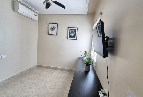 Revente - Semi Detached - Villamartin - Costa Blanca
