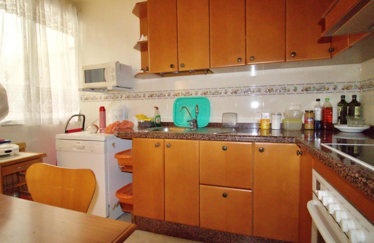 Revente - Appartement - Alicante - Benalua