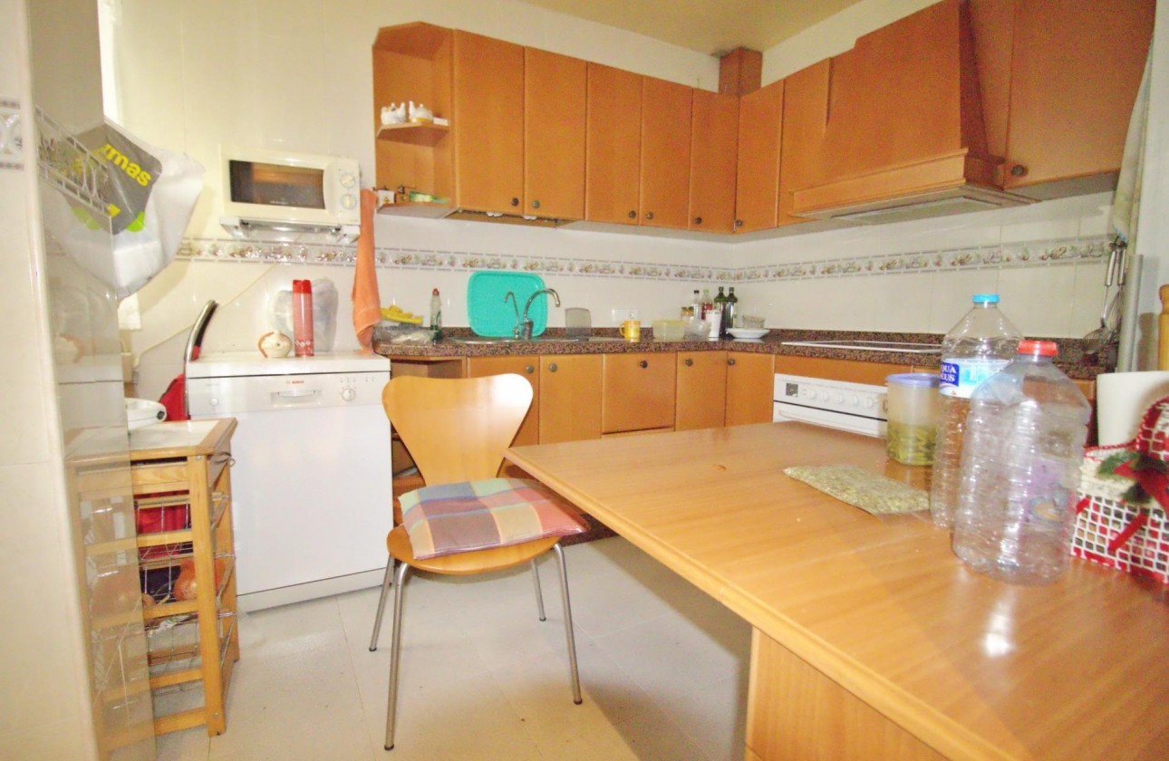 Revente - Appartement - Alicante - Benalua