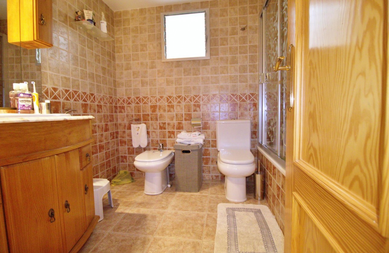 Revente - Appartement - Alicante - Benalua