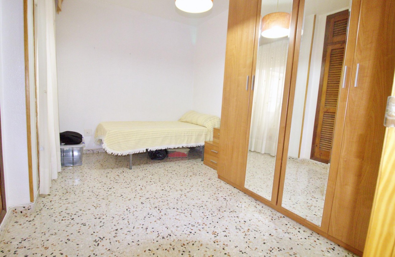Revente - Appartement - Alicante - Benalua