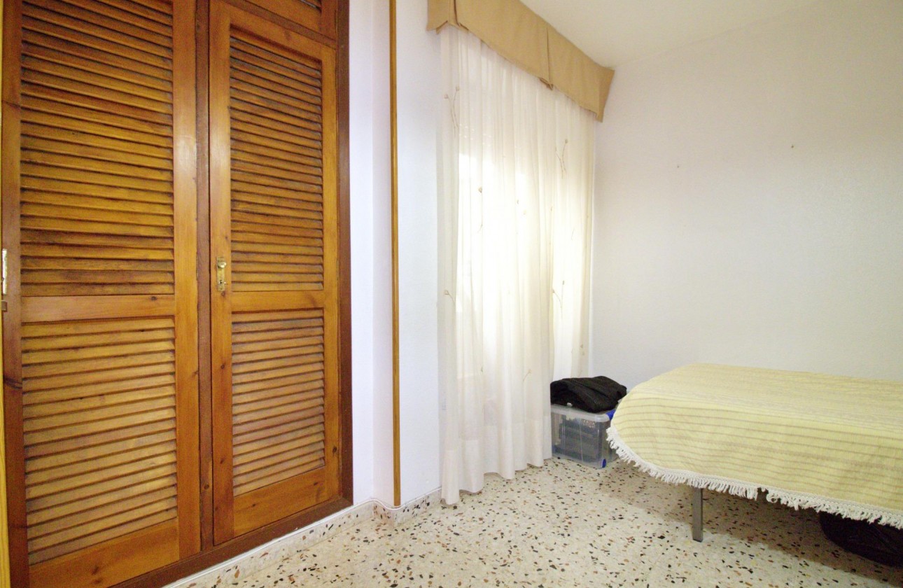 Revente - Appartement - Alicante - Benalua