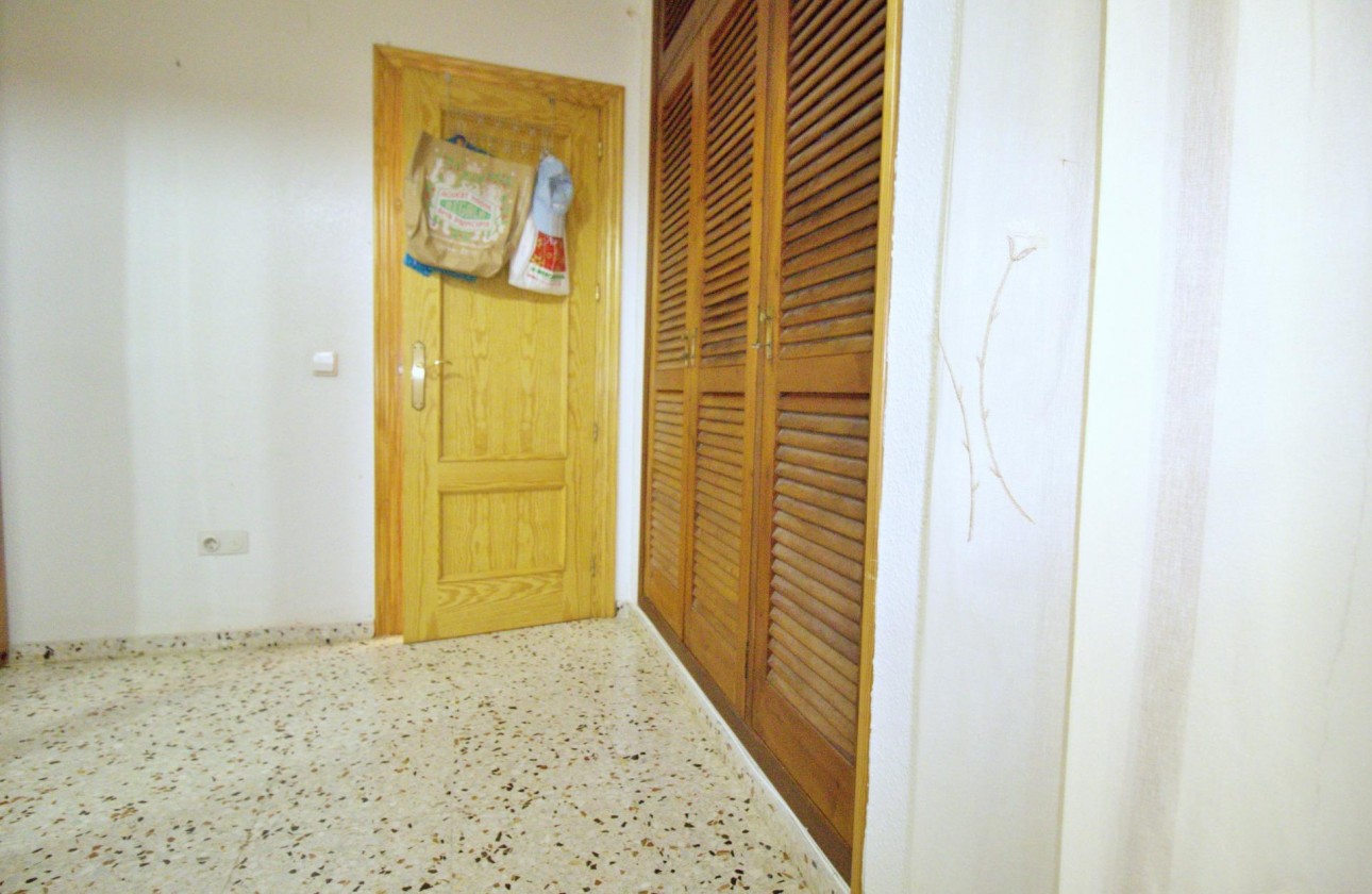 Revente - Appartement - Alicante - Benalua